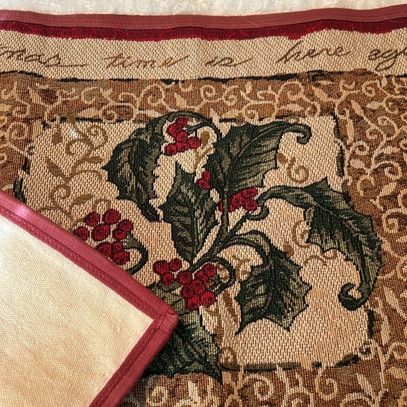 Christmas Rug - Picture 2 of 4